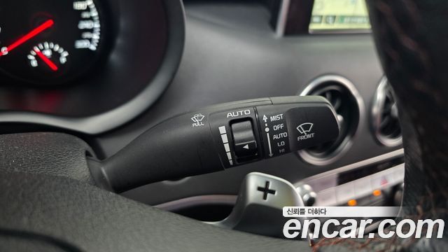 Kia Stinger 3.3 Turbo AWD GT 2018 — фото 30