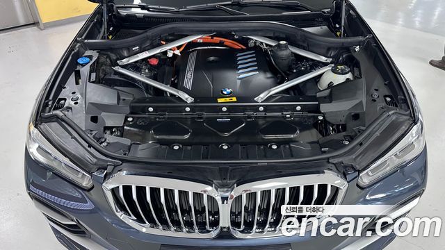 BMW X5 (G05) xDrive 45e xLine 2021 — фото 6