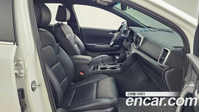 Kia Sportage The Bold Gasoline Prestige 2020 — фото 11