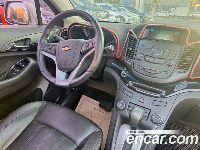 Chevrolet Orlando 2.0 Diesel LT Convenience Pack 2013 — фото 15