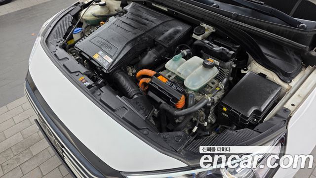 Hyundai Ioniq Hybrid Q 2016 — фото 6