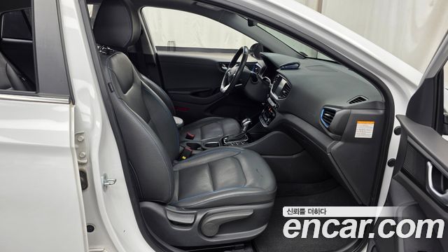 Hyundai Ioniq Hybrid Q 2016 — фото 15