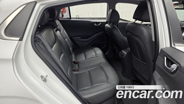 Hyundai Ioniq Hybrid Q 2016 — фото 16