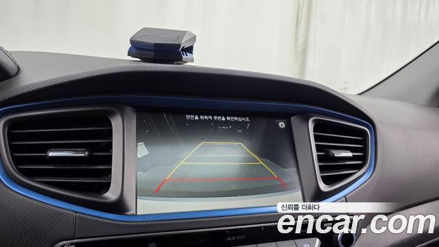 Hyundai Ioniq Hybrid Q 2016 — фото 19