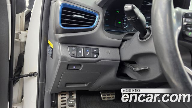 Hyundai Ioniq Hybrid Q 2016 — фото 20