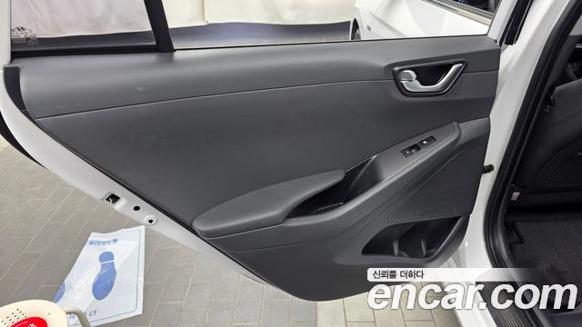 Hyundai Ioniq Hybrid Q 2016 — фото 31