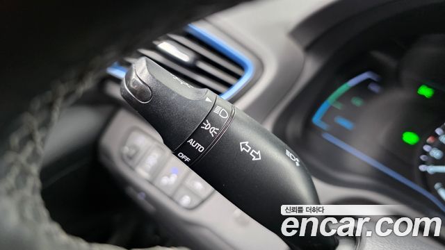 Hyundai Ioniq Hybrid Q 2016 — фото 34