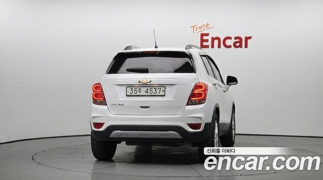 Chevrolet Trax 1.4 LT Deluxe 2017 — фото 4