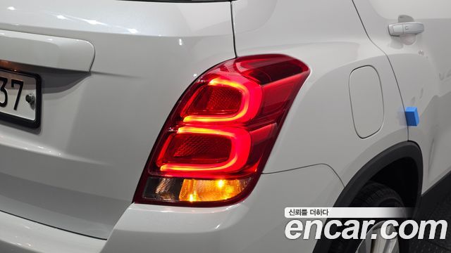 Chevrolet Trax 1.4 LT Deluxe 2017 — фото 23