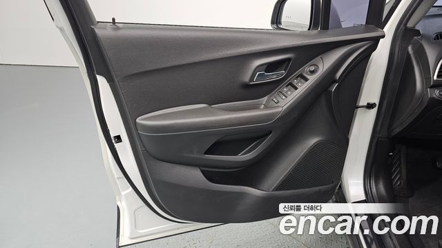 Chevrolet Trax 1.4 LT Deluxe 2017 — фото 24