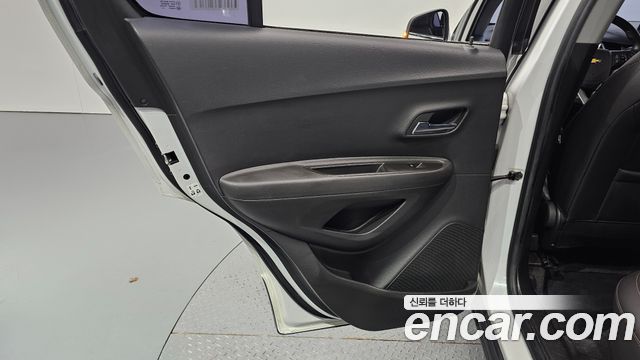 Chevrolet Trax 1.4 LT Deluxe 2017 — фото 25
