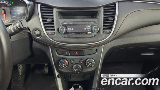 Chevrolet Trax 1.4 LT Deluxe 2017 — фото 31