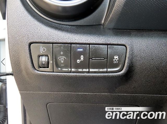 Hyundai Kona 1.6 Turbo 2WD Modern pop 2019 — фото 16