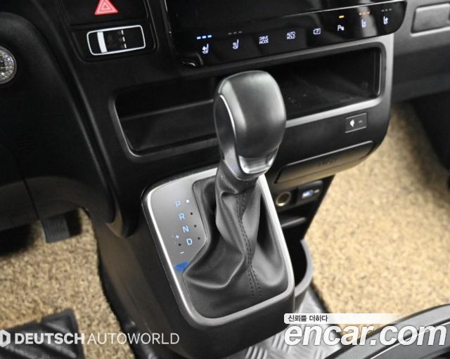 Hyundai Staria L3.5 Cargo 5-Seater Modern 2024 — фото 9