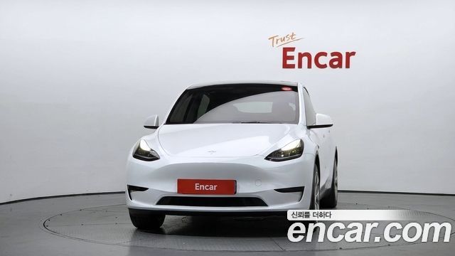 Tesla Model Y RWD 2024 — фото 3