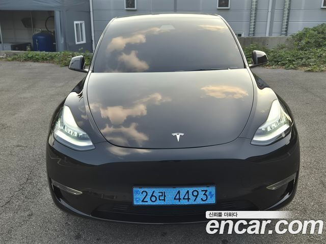 Tesla Model Y Long Range AWD 2021 — фото 3