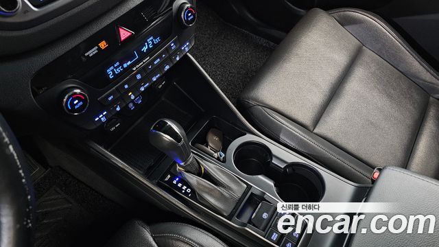 Hyundai Tucson Diesel 1.7 2WD Premium 2017 — фото 9