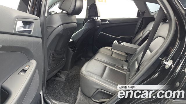Hyundai Tucson Diesel 1.7 2WD Premium 2017 — фото 12