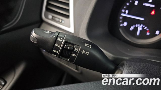 Hyundai Tucson Diesel 1.7 2WD Premium 2017 — фото 18