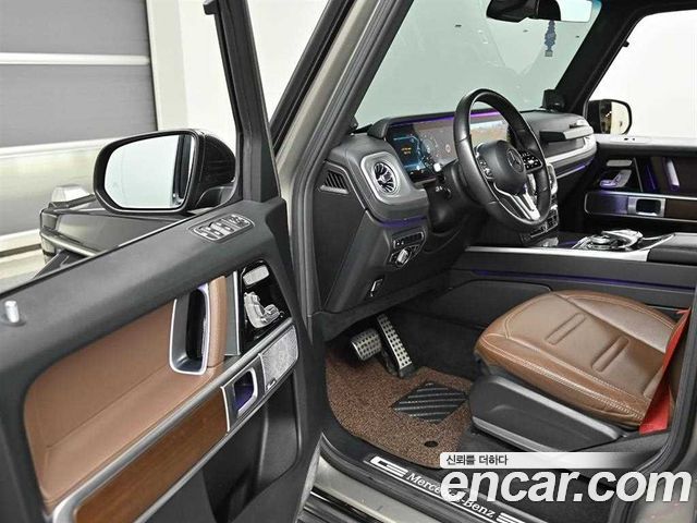 Mercedes-Benz G-Class (W463b) G400d 2021 — фото 15