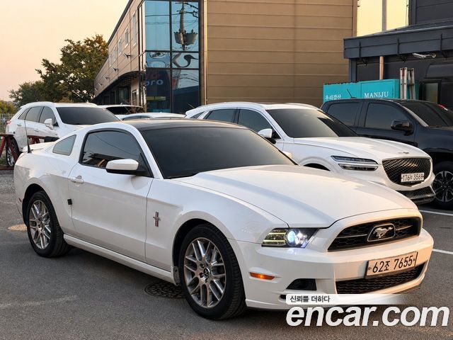 Ford Mustang Coupe 2014 — фото 2