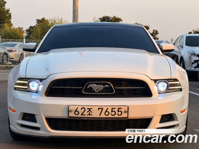 Ford Mustang Coupe 2014 — фото 3