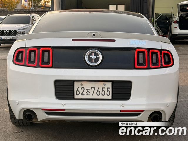 Ford Mustang Coupe 2014 — фото 6