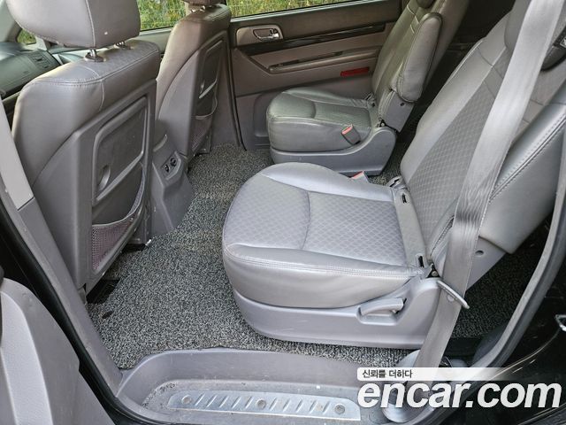 KG Mobility (SsangYong) Korando Turismo 4WD TX 9-seater 2016 — фото 19