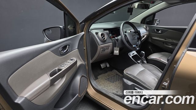 Renault Korea QM3 RE Signature 2016 — фото 10