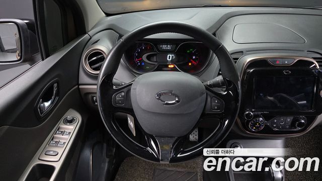 Renault Korea QM3 RE Signature 2016 — фото 13