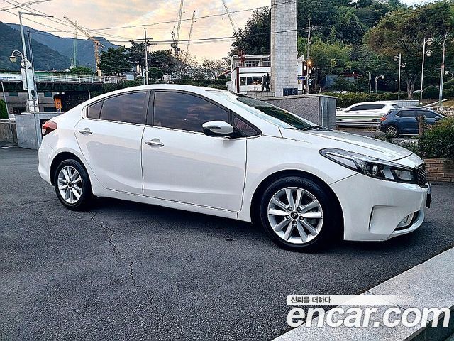 Kia K3 Trendy Style 2017 — фото 4