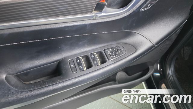 Hyundai Grandeur (IG) 3.0 LPi Dsabled Person Premium Special 2018 — фото 18