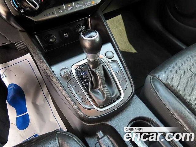Hyundai Kona Gasoline 2.0 2WD Smart 2022 — фото 8