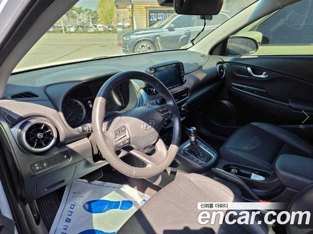 Hyundai Kona Gasoline 2.0 2WD Smart 2022 — фото 18