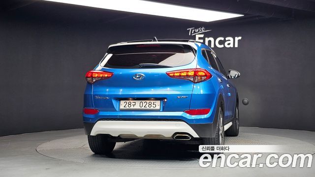Hyundai Tucson Diesel 1.7 2WD Modern Fever 2017 — фото 4