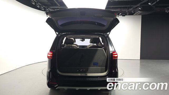 Kia Carnival 9-Seater Prstige 2019 — фото 20