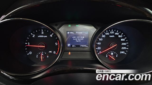 Kia Carnival 9-Seater Prstige 2019 — фото 8
