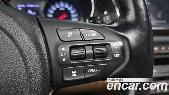 Kia Carnival 9-Seater Prstige 2019 — фото 14
