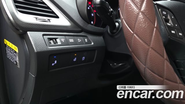 Hyundai Santa Fe The Prime Diesel 2.0 2WD Value Plus 2018 — фото 18