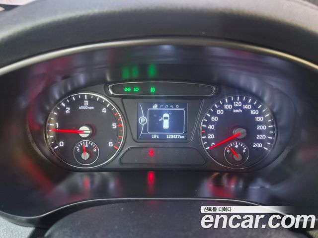 Kia Sorento Diesel 2.0 2WD Noblesse 2017 — фото 8