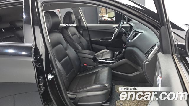 Hyundai Tucson Diesel 2.0 2WD Modern 2018 — фото 11