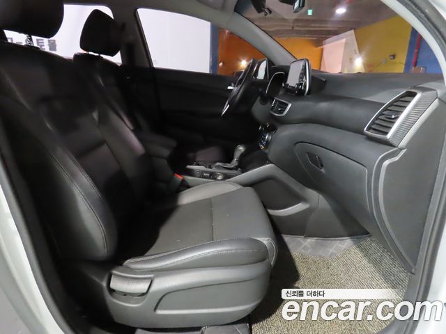 Hyundai Tucson Gasoline 1.6 turbo 2WD Modern 2020 — фото 15