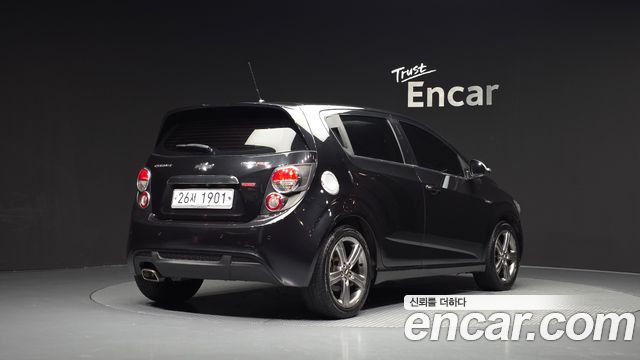 Chevrolet Aveo Hatchback 1.4 Turbo RS 2014 — фото 2