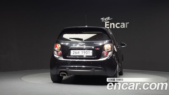 Chevrolet Aveo Hatchback 1.4 Turbo RS 2014 — фото 4