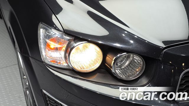 Chevrolet Aveo Hatchback 1.4 Turbo RS 2014 — фото 22