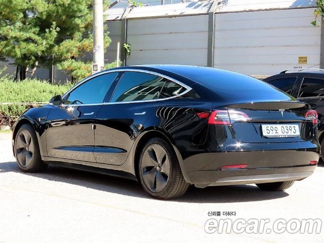 Tesla Model 3 Standard Range Plue RWD 2020 — фото 3