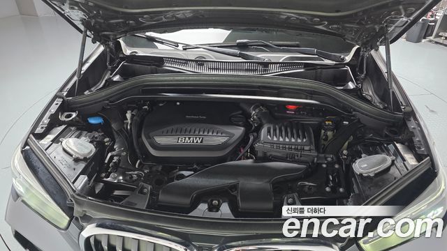 BMW X1 (F48) xDrive 18d M Sport 2020 — фото 6