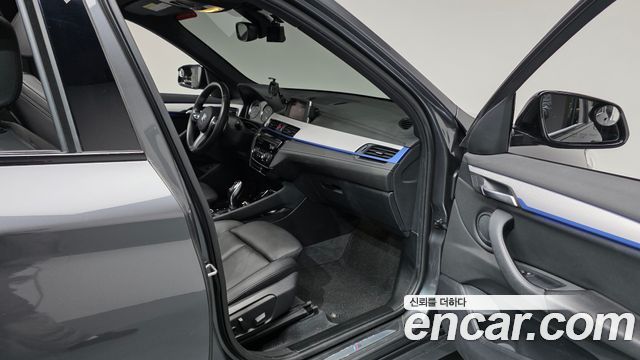 BMW X1 (F48) xDrive 18d M Sport 2020 — фото 11