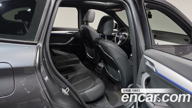 BMW X1 (F48) xDrive 18d M Sport 2020 — фото 12