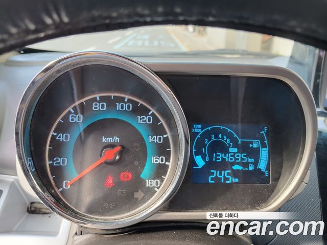 Chevrolet Spark LT Standard 2014 — фото 10